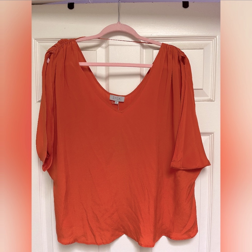 NWT S.Y.L.K Orange Top, Size L, retail $107